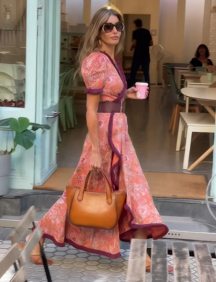 Nathalie - Elegantes Rosa Maxi-Kleid mit kurzen Ärmeln