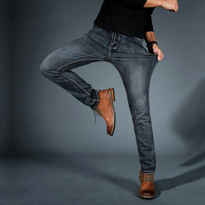 Sergiu Prämie Dehnung Jeans
