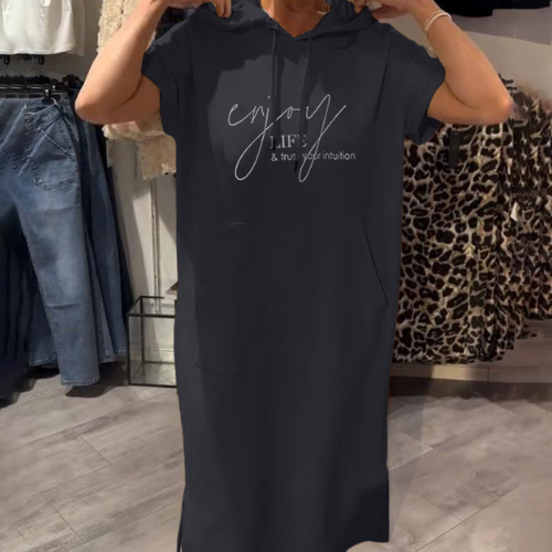 Klara - Lässiges Kleid mit Kapuze und femininer Passform