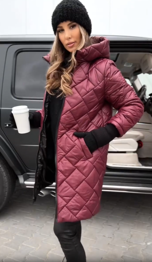 Joelle - Elegante gesteppte Daunenjacke mit Kapuze