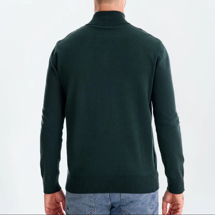 Gestrickter Pullover