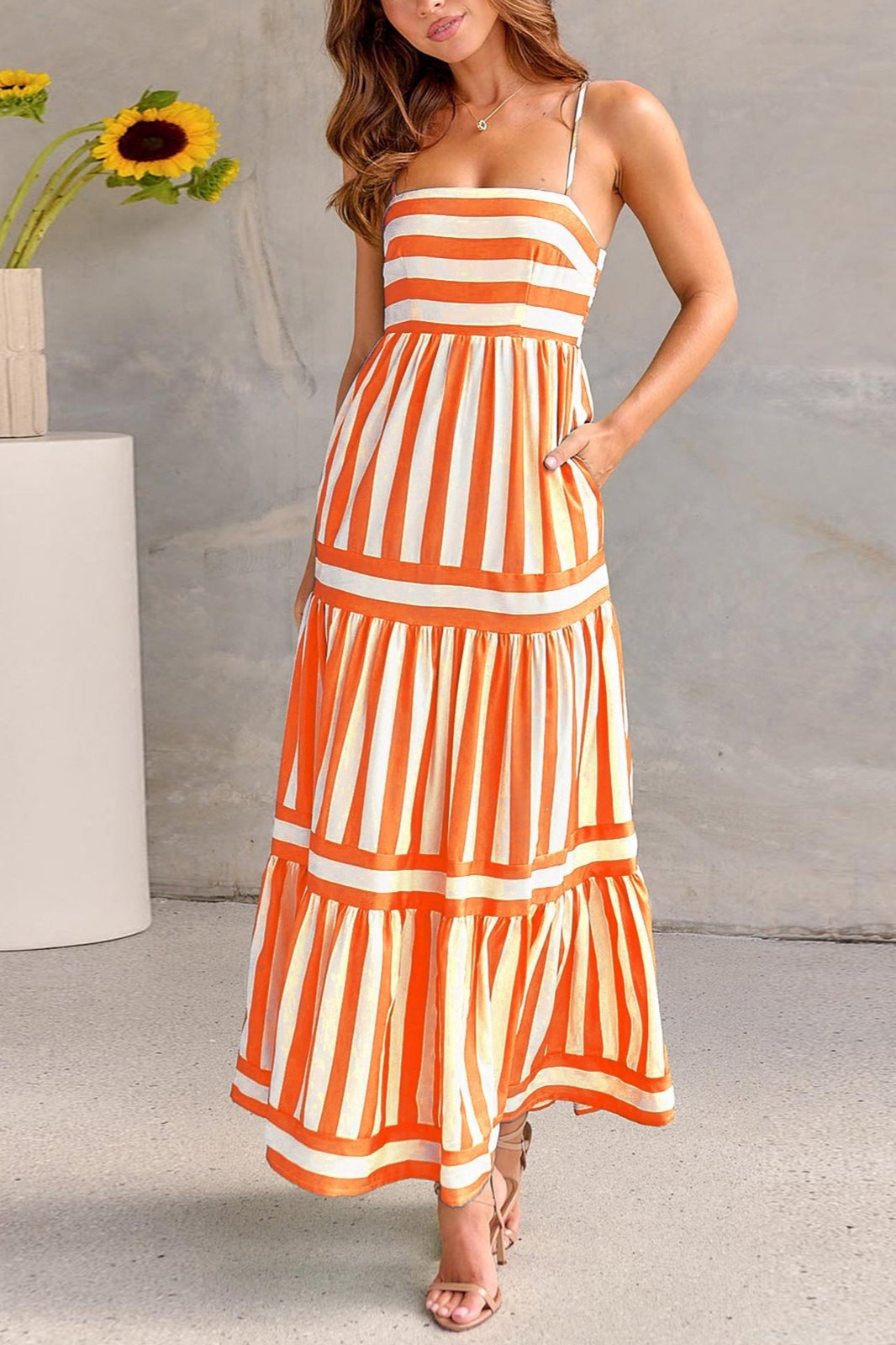 Maxikleid mit Rüschen