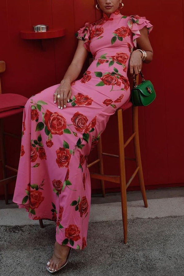 LENIA – Modernes Kleid mit Stehkragen und Glockenärmeln