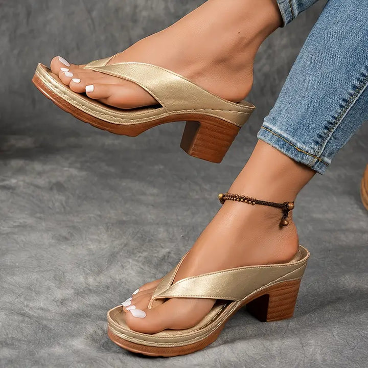 Saskia - Orthopädische Slipper mit Absatz