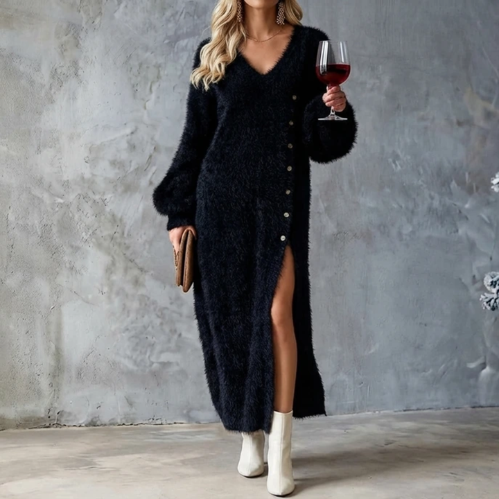Nora Elegantes Winterkleid mit Knopfdetails