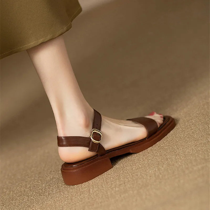 Brigitte - Elegante und bequeme Sandalen