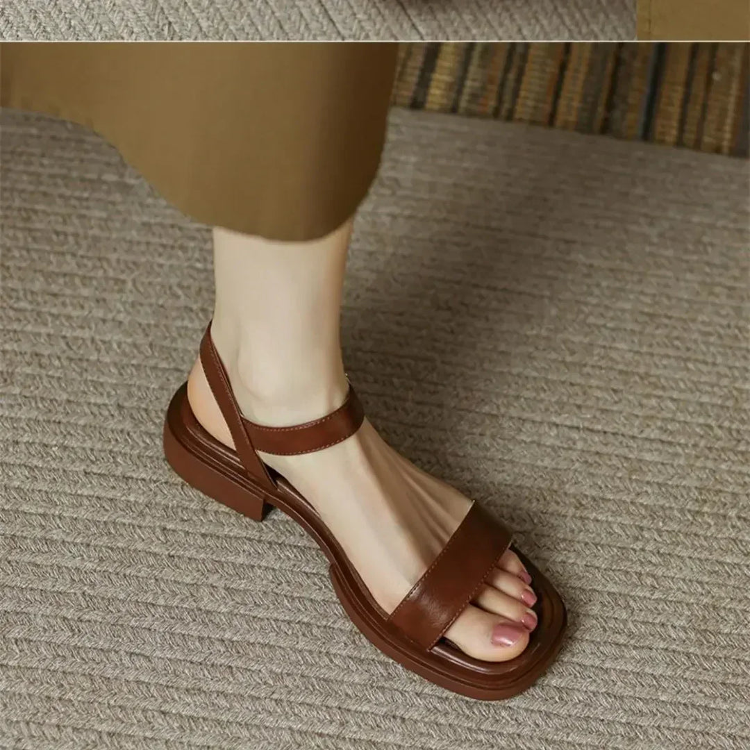 Brigitte - Elegante und bequeme Sandalen