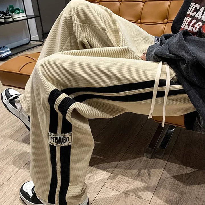 Gio Cordhose mit weitem Bein