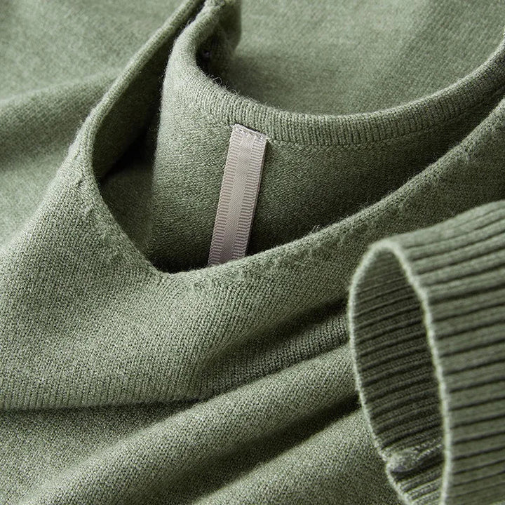POLAMIA V PULLOVER
