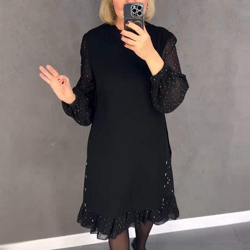 JOHANNA - Elegantes Kleid mit Kristallen und Rundhalsausschnitt