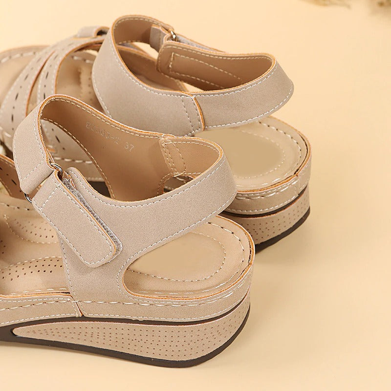 Hanny - Elegante Orthopädische Sandalen