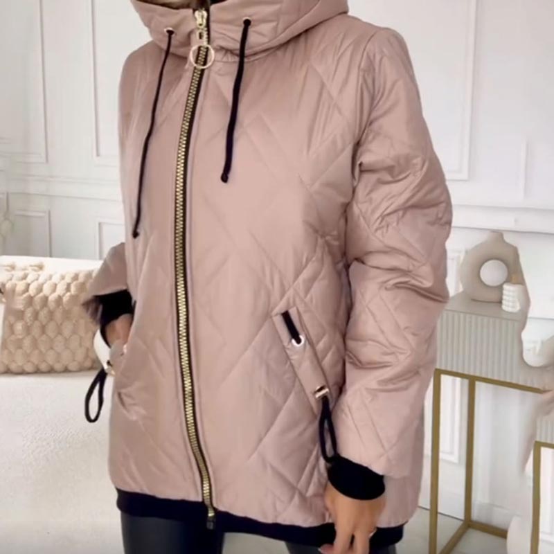 Karolina - Stylische und warme Winterjacke